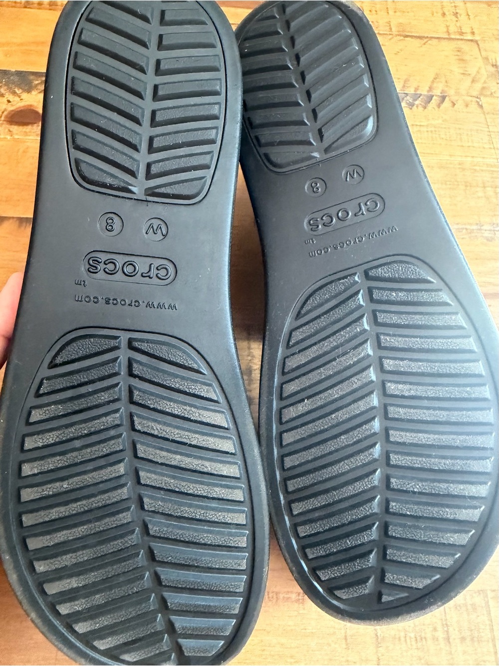 Crocs Brooklyn Low Wedge Sandals - Picture 7 of 9